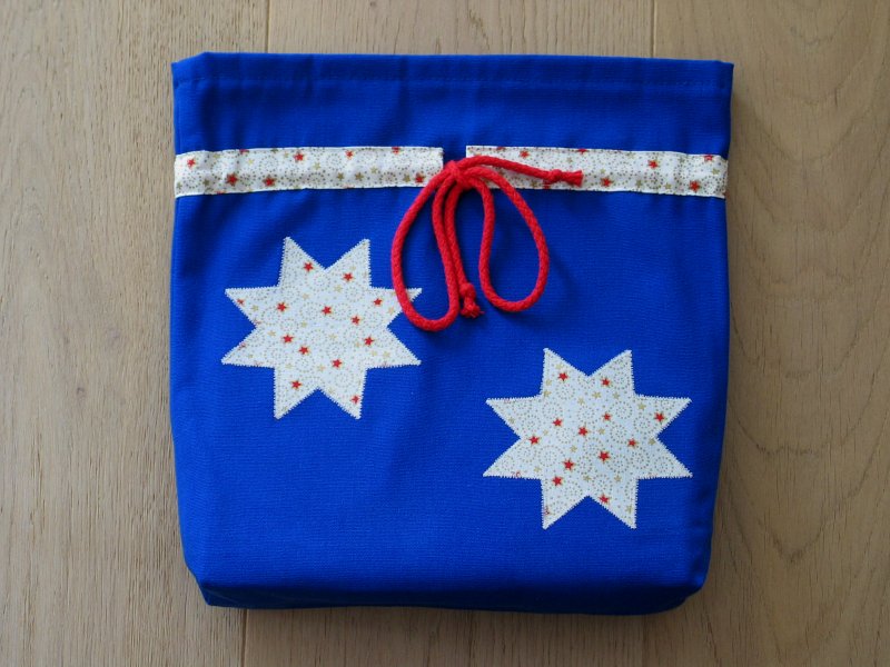 Geschenkesäckchen helle Sterne