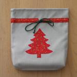 Geschenkesäckchen roter Tannenbaum